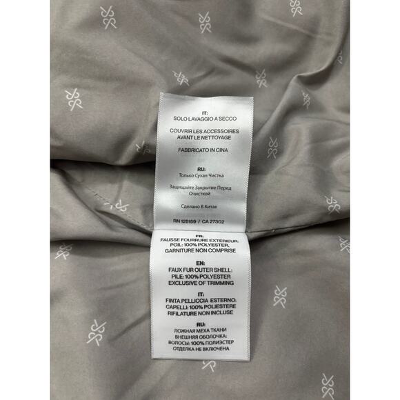 Soia & Kyo Faux Fur Coat Jacket Size Medium - Picture 7 of 8